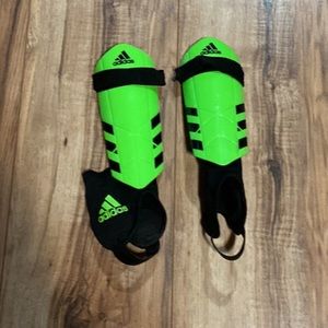Children size medium shin guards